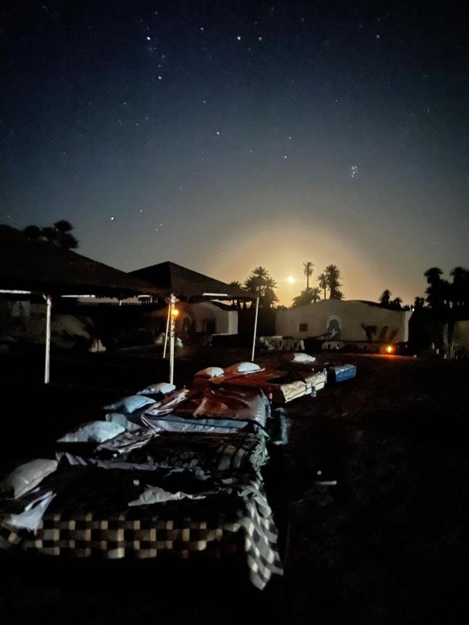 Camp Sahara Dunes Hotel มามิด ภายนอก รูปภาพ