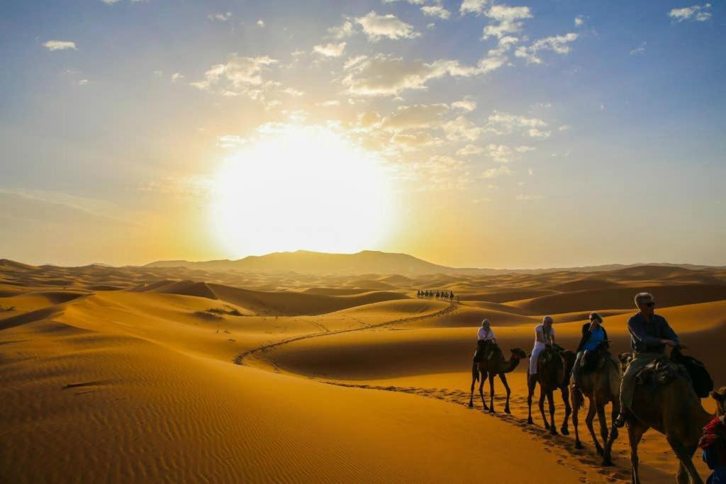 Camp Sahara Dunes Hotel มามิด ภายนอก รูปภาพ